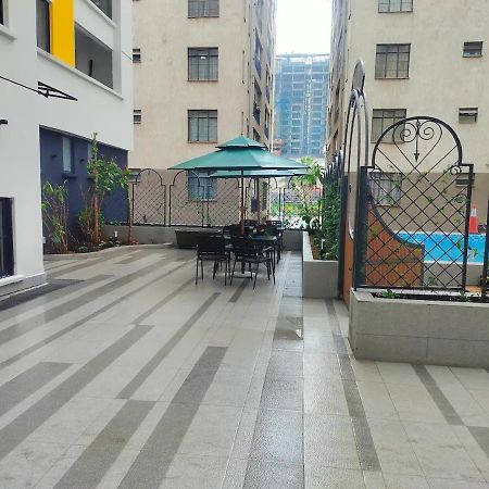 Himalaya Heights 2 Bedrooms Apartment-Kilimani Найробі Екстер'єр фото